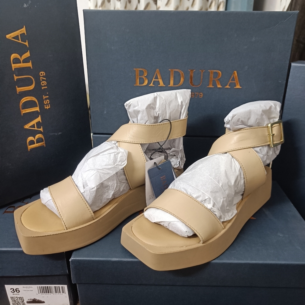 Square Toe Sandal - Picture 5 of 7